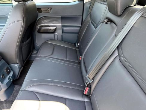 Used 2024 Ford Maverick Lariat w/ Black Appearance Package image 11