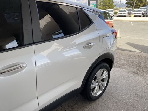 Used 2024 Buick Encore GX Preferred FWD image 44