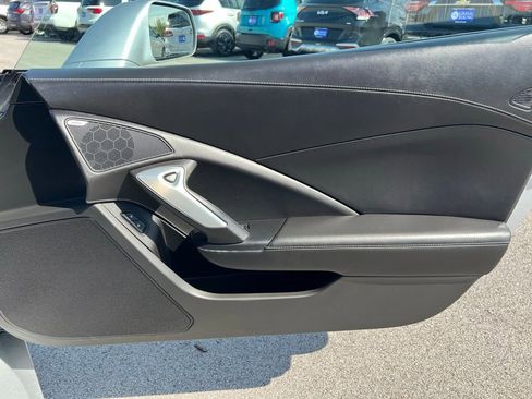 Used 2017 Chevrolet Corvette Stingray Coupe w/ 3LT Preferred Equipment Group image 21