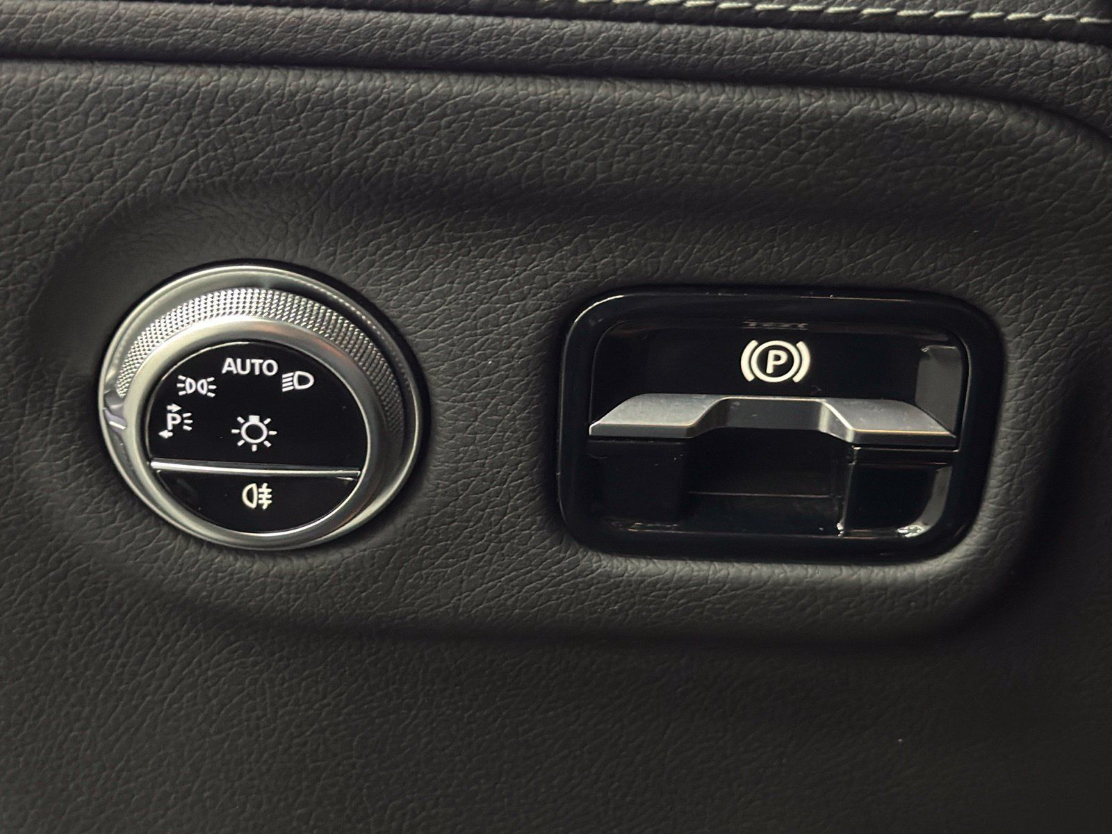 Certified 2024 Mercedes-Benz EQS 450+ 4MATIC SUV image 30