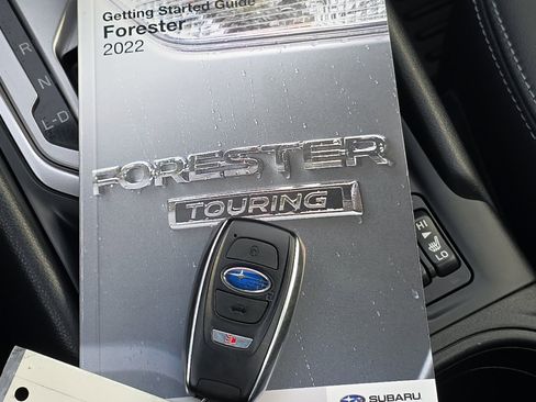 Used 2022 Subaru Forester Premium image 28