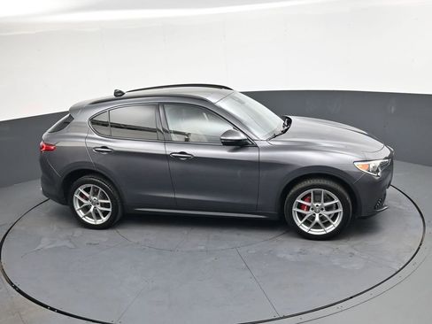 Used 2018 Alfa Romeo Stelvio Sport w/ Quick Order Package 22J Sport image 27