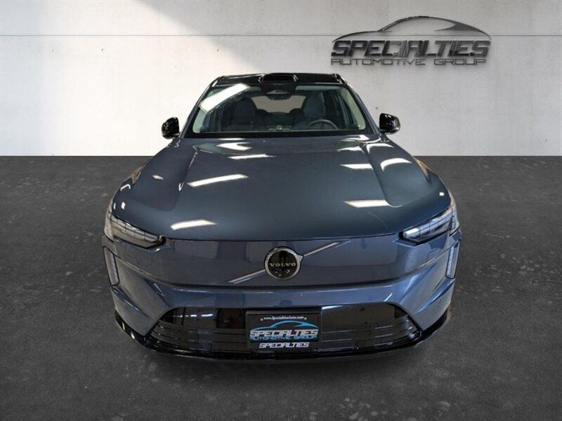 Used 2025 Volvo EX90 Ultra AWD/4WD image 6