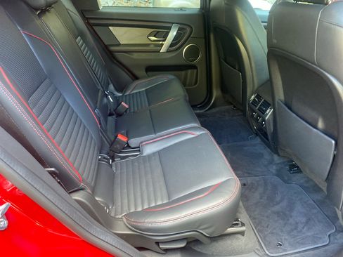 Used 2020 Land Rover Discovery Sport SE R-Dynamic image 8