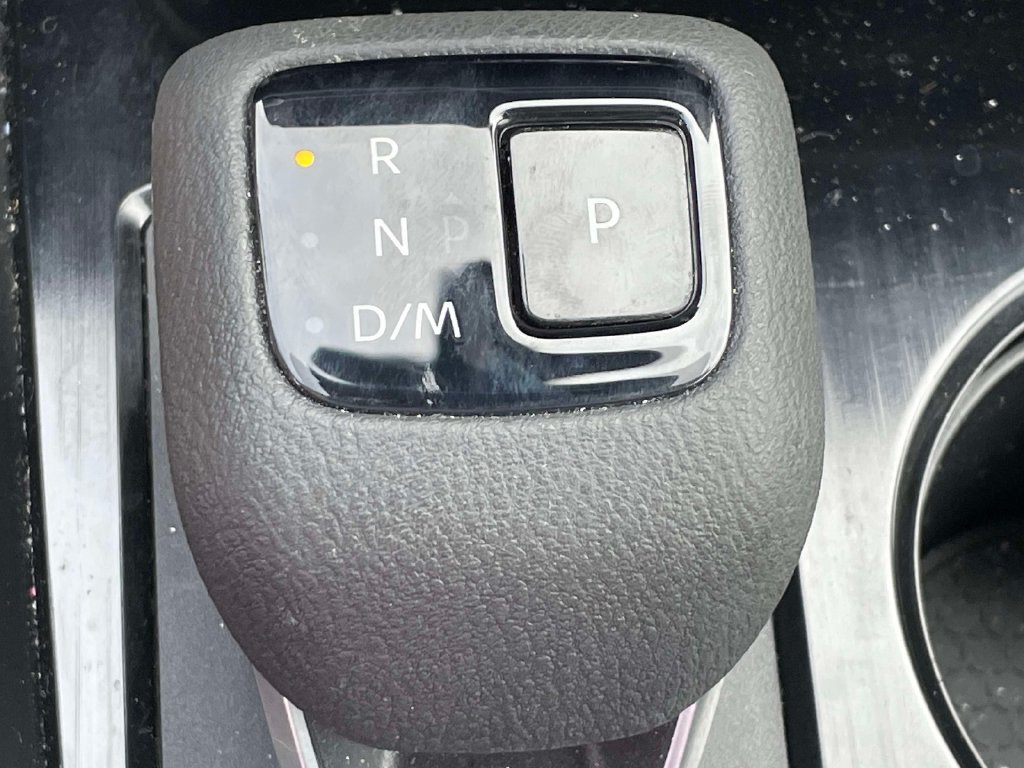 Used 2024 Nissan Rogue SV w/ SV Premium Package FWD image 27