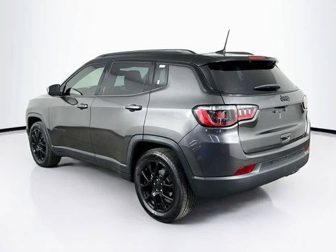 Used 2022 Jeep Compass Altitude image 4