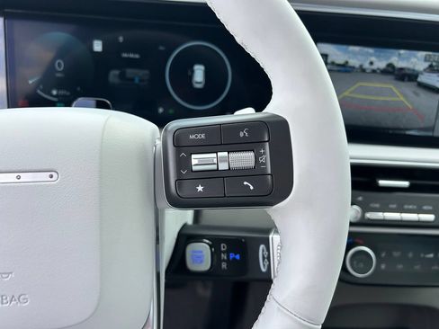 New 2026 Hyundai Palisade Limited FWD image 32