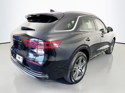 Used 2026 Genesis Electrified GV70 Advanced AWD/4WD image 5