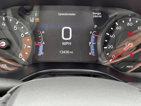 Used 2025 Jeep Compass Limited AWD/4WD image 33