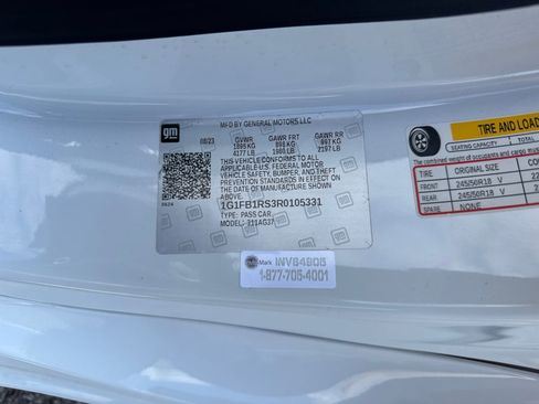 Used 2024 Chevrolet Camaro LT image 22