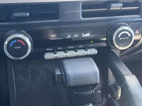 Used 2025 Toyota 4Runner SR5 AWD/4WD image 24