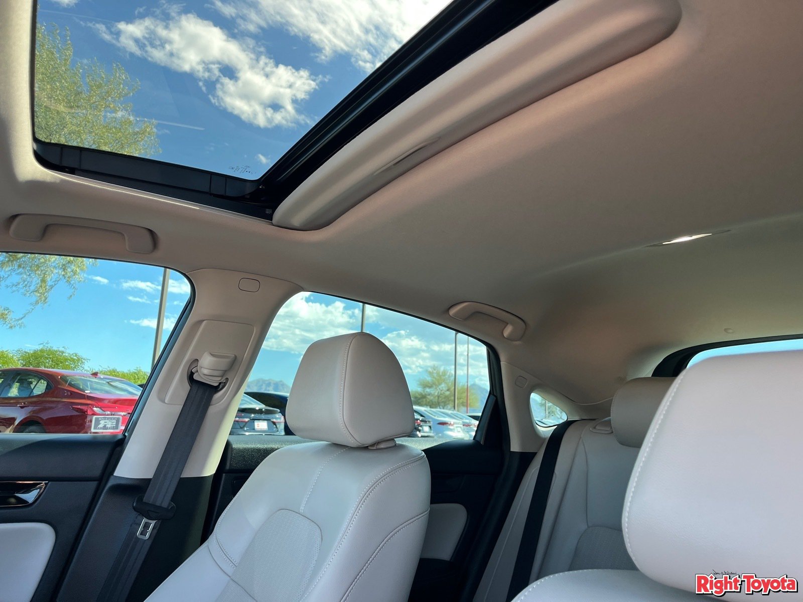 Used 2024 Honda Civic EX-L image 31