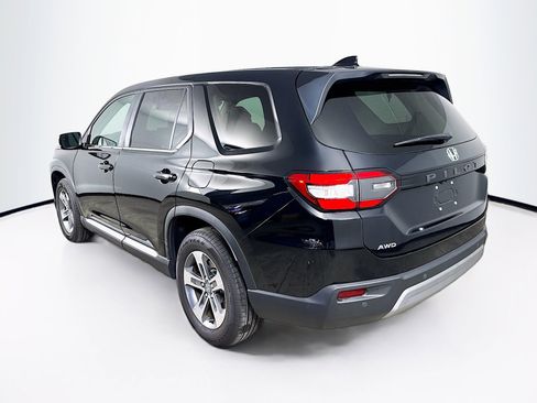 Certified 2025 Honda Pilot EX-L image 30