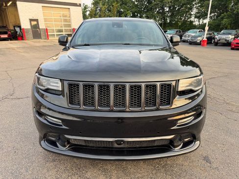 Used 2014 Jeep Grand Cherokee SRT8 w/ Luxury Group II AWD/4WD image 8