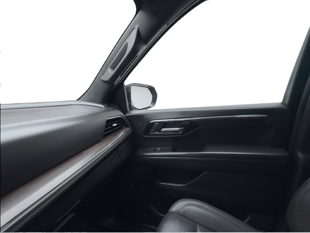 Used 2025 Chevrolet Tahoe LT RWD image 45