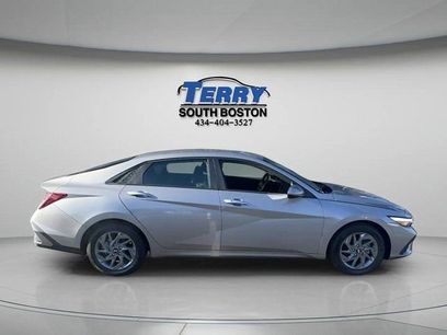 Used 2024 Hyundai Elantra SEL