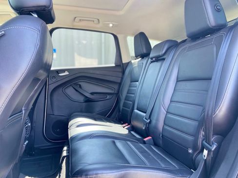Used 2017 Ford Escape Titanium FWD image 21