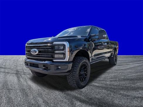 Used 2025 Ford F250 Platinum w/ FX4 Off-Road Package AWD/4WD image 6
