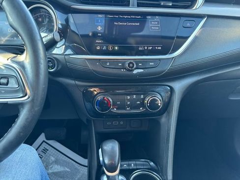 Used 2021 Buick Encore GX Preferred w/ Cold Weather Comfort Package image 16