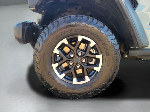 Used 2024 Jeep Wrangler Unlimited Rubicon 4xe w/ Technology Group image 73