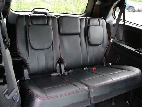 Used 2020 Dodge Grand Caravan GT image 17