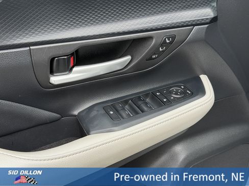 Used 2024 Toyota Grand Highlander AWD Hybrid image 14