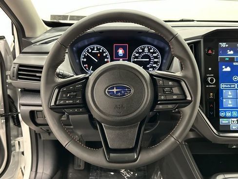 Used 2025 Subaru Crosstrek 2.5i Limited AWD/4WD image 8