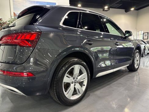 Used 2019 Audi Q5 2.0T Premium Plus w/ Premium Plus Package AWD/4WD image 39