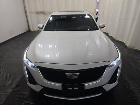 Used 2022 Cadillac CT5 Sport image 2