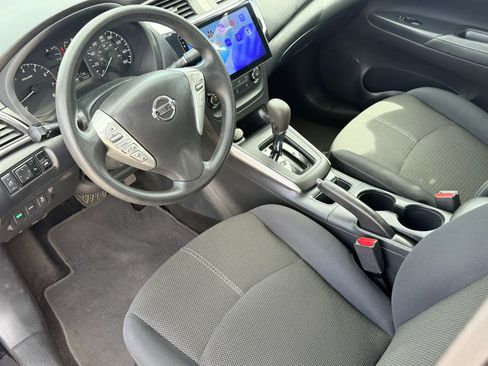 Used 2016 Nissan Sentra S image 2