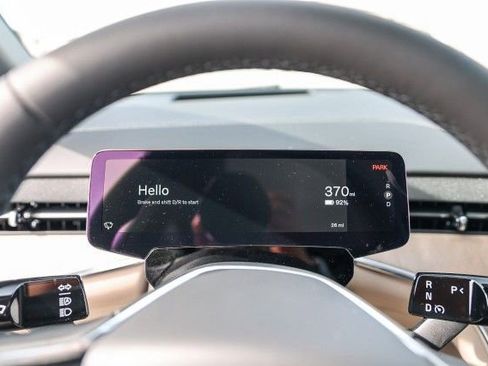 New 2025 Volvo EX90 Plus image 25