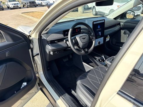 Used 2025 Ford Mustang Mach-E Select RWD image 21