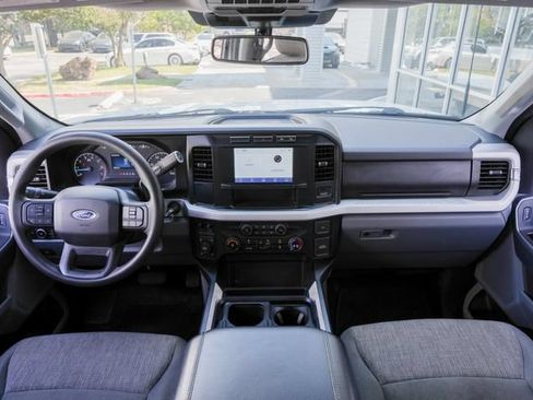 Used 2023 Ford F250 XLT w/ FX4 Off-Road Package AWD/4WD image 41