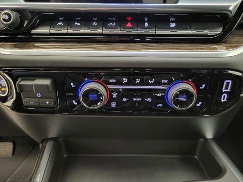 New 2026 Chevrolet Silverado 1500 RST w/ Dark Appearance Package image 8