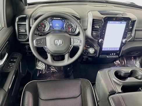 Used 2025 RAM 1500 Laramie AWD/4WD image 22