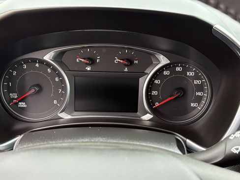 Used 2020 Chevrolet Equinox LT FWD image 20