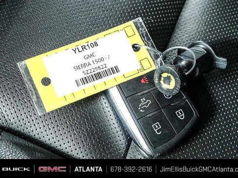 Certified 2025 GMC Sierra 1500 SLT AWD/4WD image 34