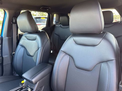 New 2026 Jeep Compass Latitude AWD/4WD image 19