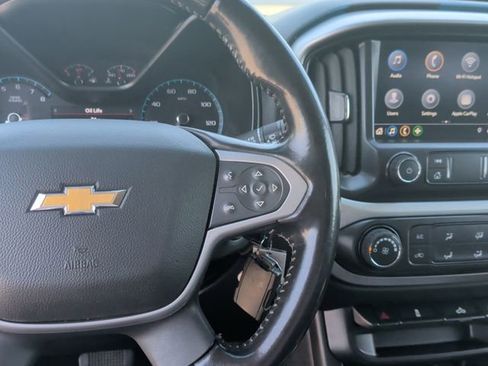 Used 2020 Chevrolet Colorado LT RWD image 17