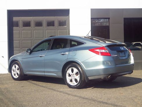 Used 2010 Honda Crosstour EX-L image 3