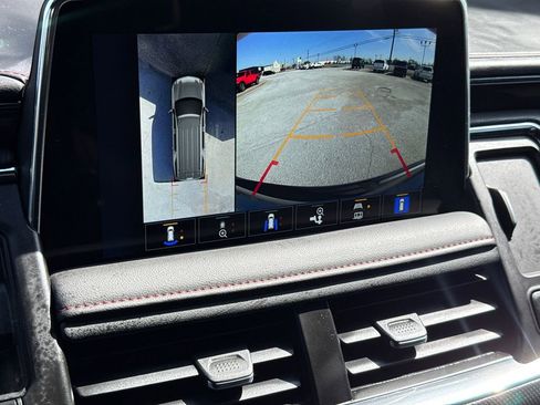 Used 2024 Chevrolet Suburban RST w/ Luxury Package image 26