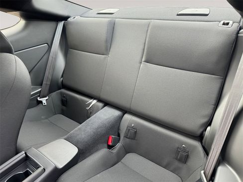 Used 2025 Toyota GR86 image 13