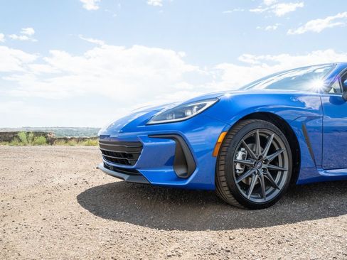 Used 2025 Subaru BRZ Limited w/ Popular Package 2 RWD image 9