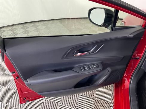 New 2026 Toyota Prius Plug-In Hybrid FWD image 7