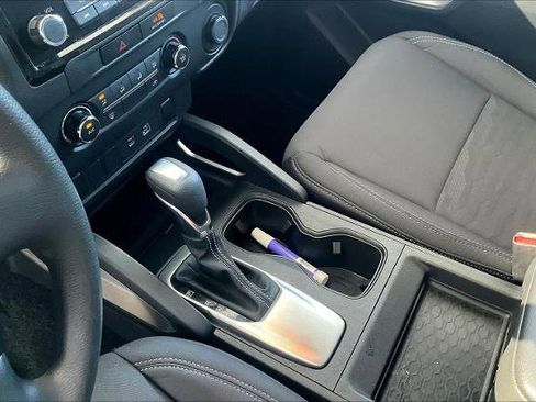 Certified 2022 Nissan Frontier SV image 15