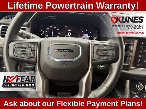 Used 2024 GMC Yukon XL Denali Ultimate AWD/4WD image 18