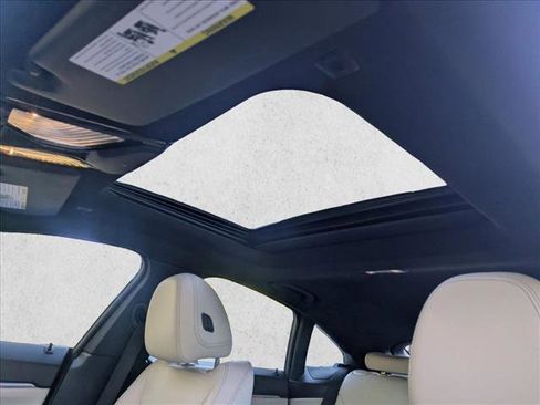 Used 2023 BMW i4 eDrive40 w/ M Sport Package image 16