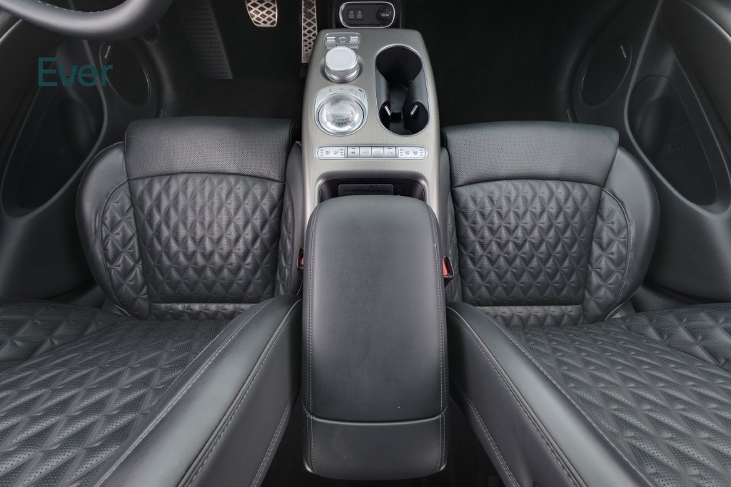 Used 2023 Genesis GV60 Performance AWD/4WD image 27