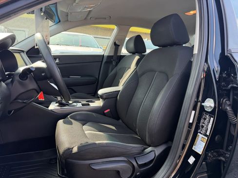 Used 2020 Kia Optima LX FWD image 5