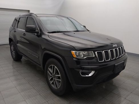 Used 2020 Jeep Grand Cherokee Laredo w/ Laredo X Package image 13